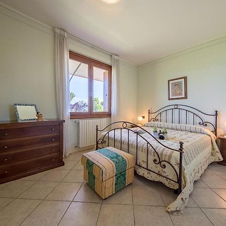 I Mosaici Apartments By Wonderful Italy Сирмионе Екстериор снимка