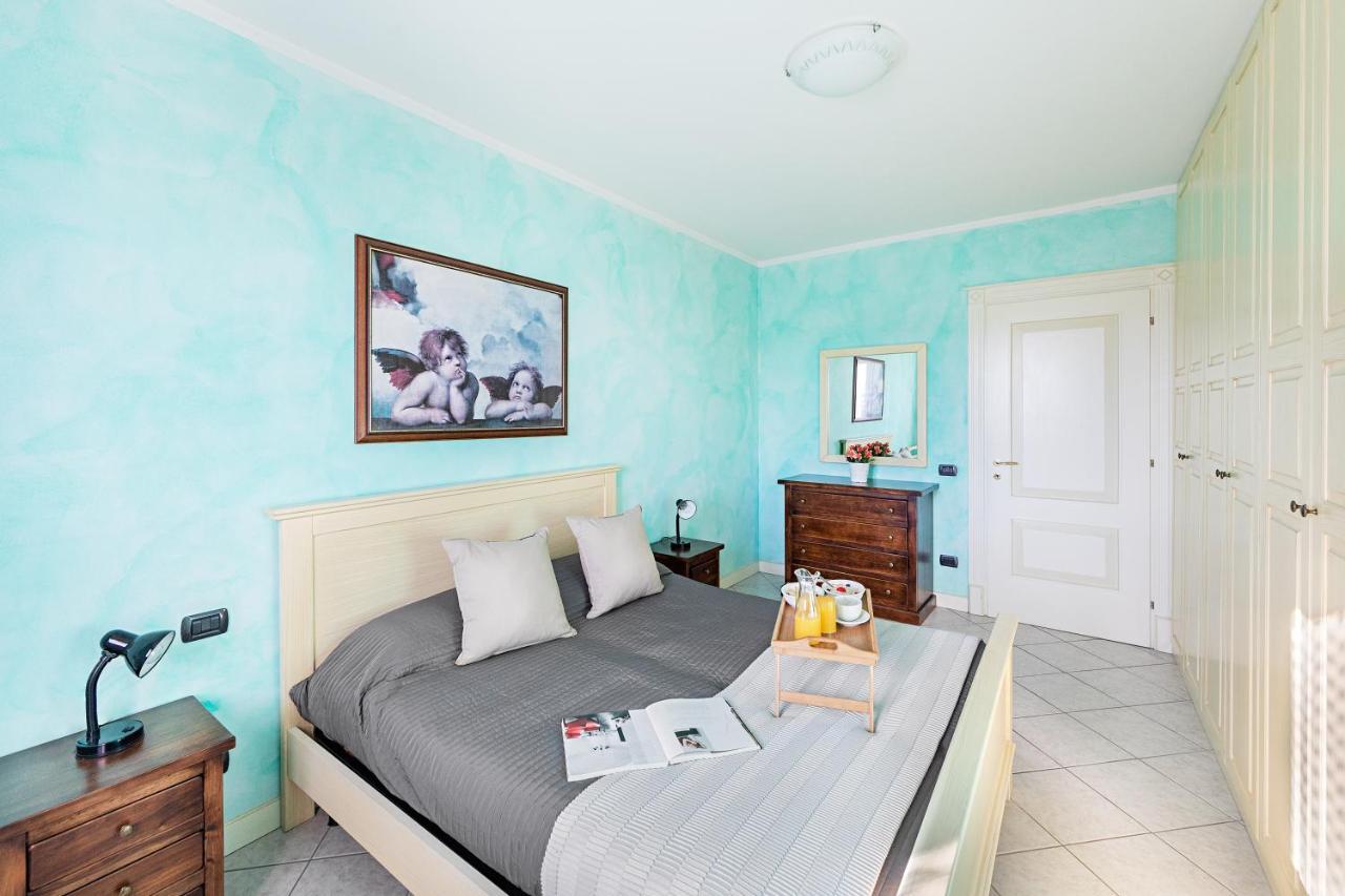 I Mosaici Apartments By Wonderful Italy Сирмионе Екстериор снимка